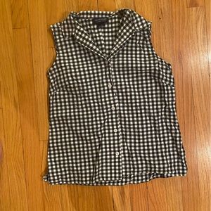 Ann Taylor Gingham Checkered Sleeveless Button Up